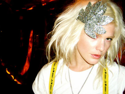 Micky Green revient avec « Honky Tonk »